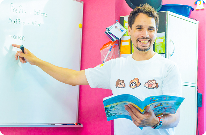 子供英語教育に精通したプロの講師